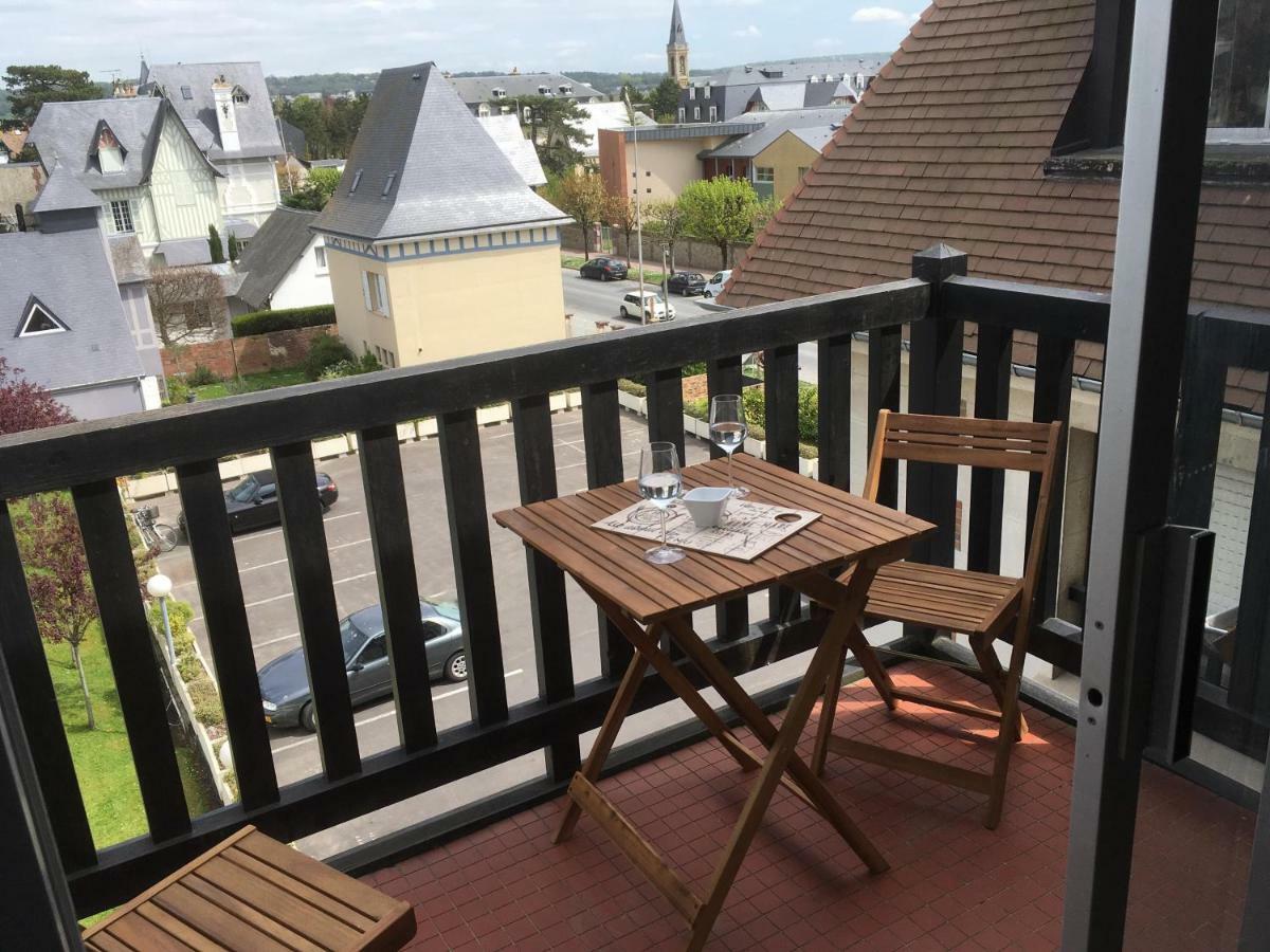 Apartament L'Atelier Des Planches Deauville Zewnętrze zdjęcie